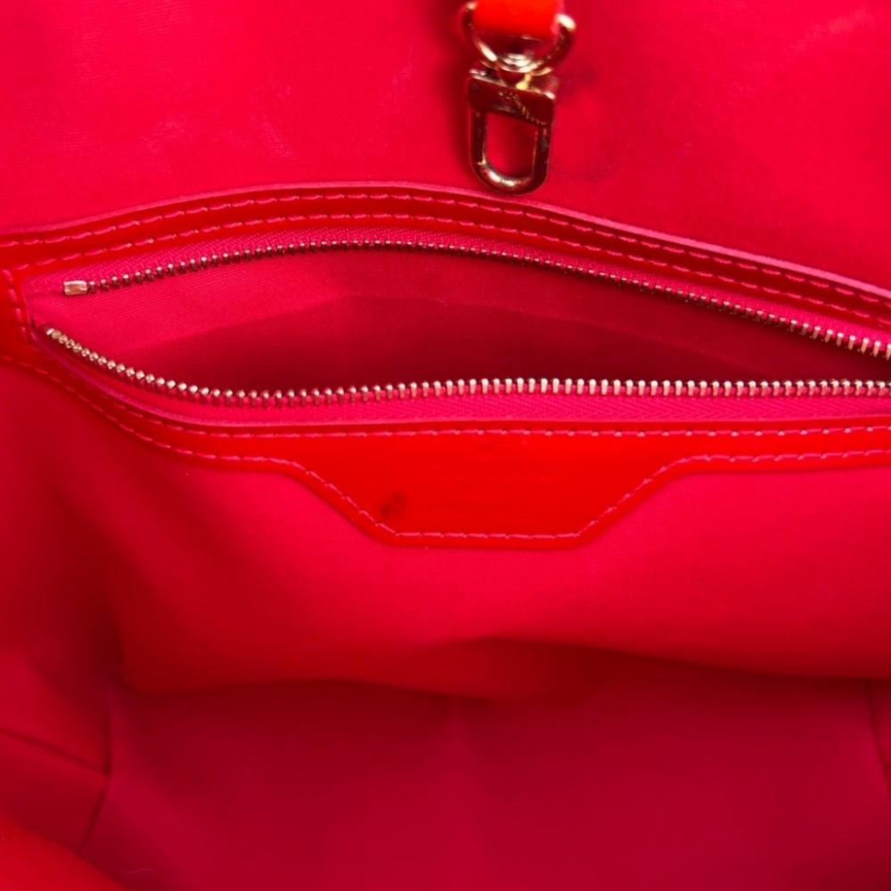 Louis Vuitton Avalon Rouge Grenadine GM Monogram Vernis Bag - Picture 9 of 17